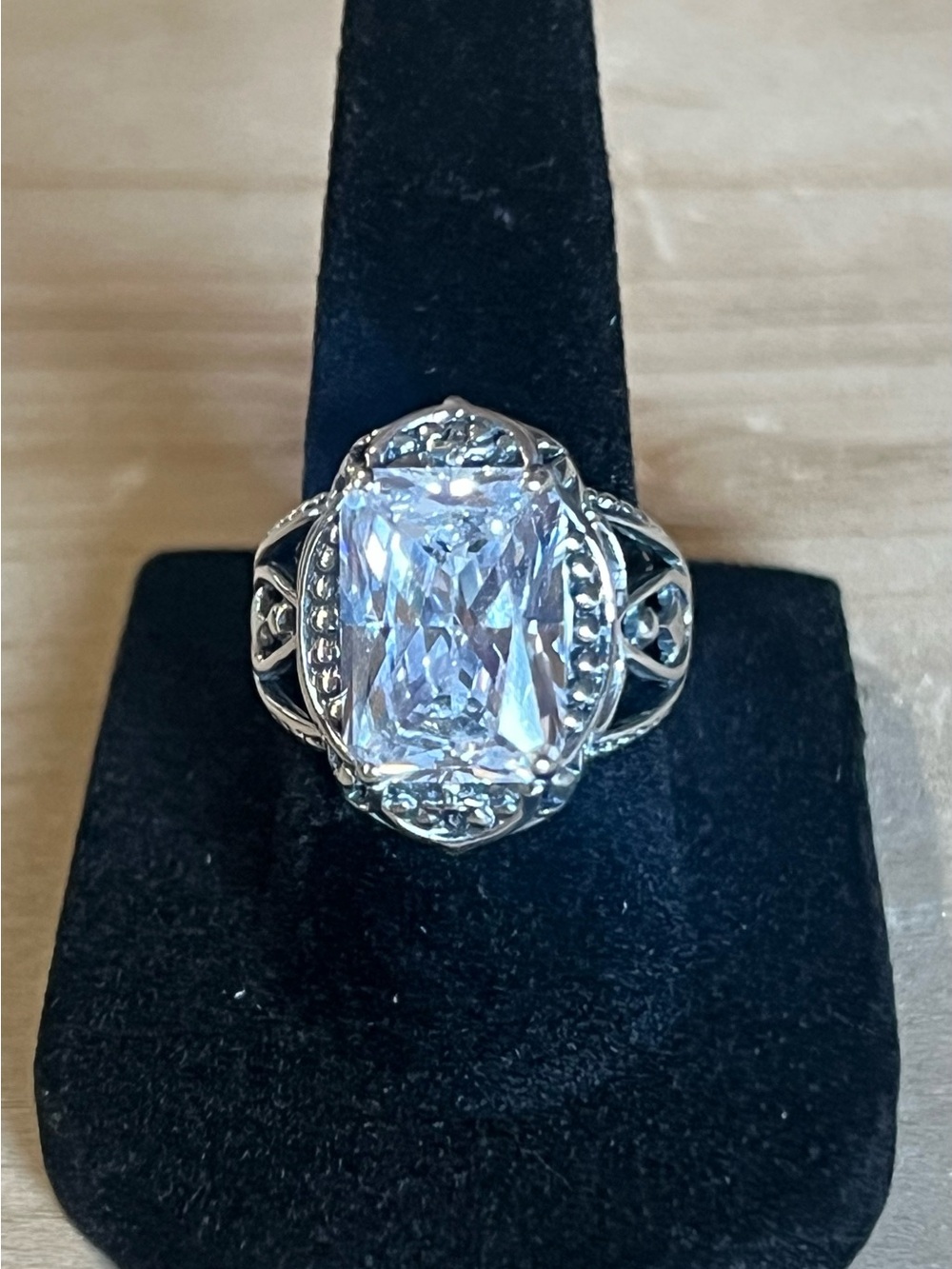 Sterling Silver Halo Cushion-Cut Clear Crystal Ring - Elegant Women's Jewelry